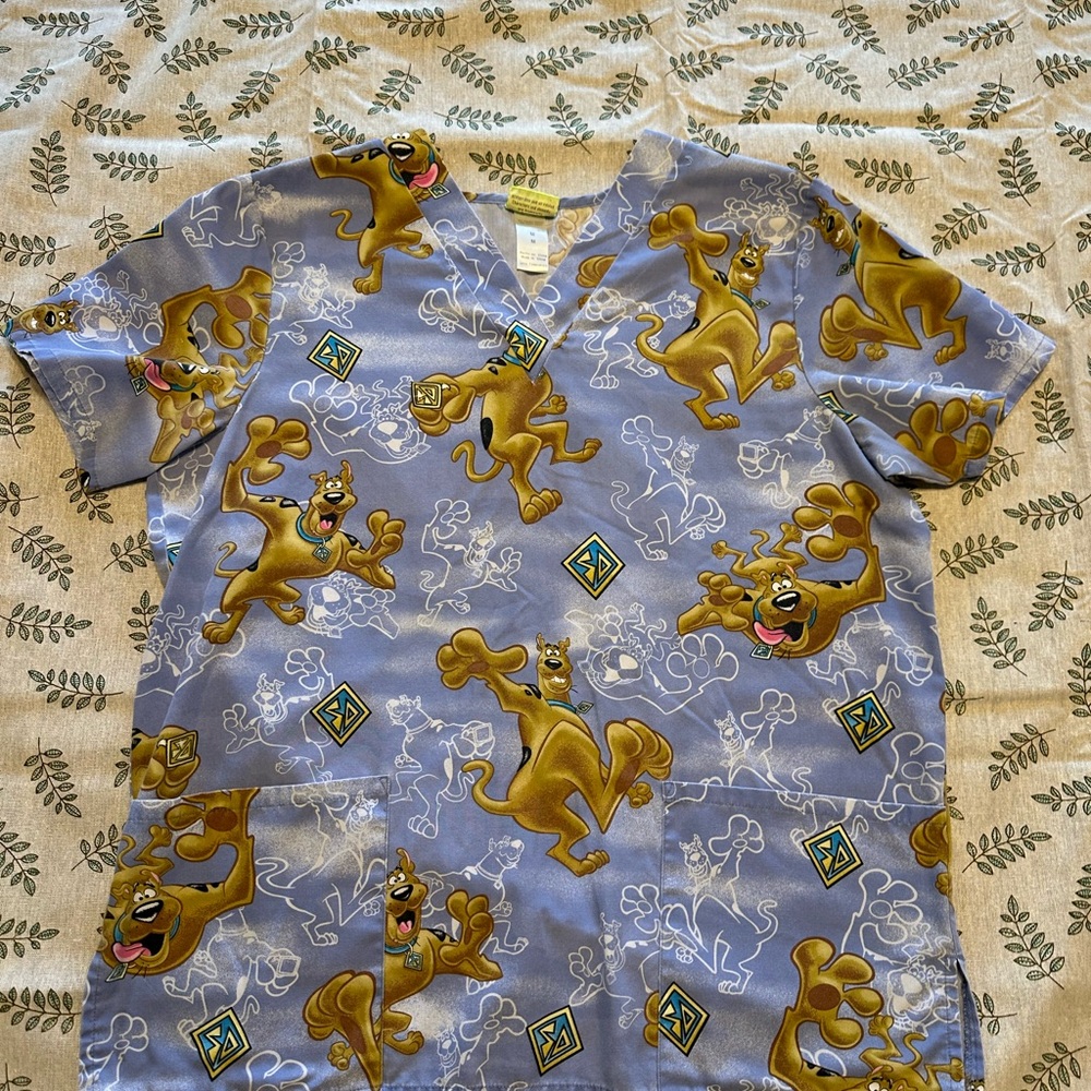 Scooby-Doo Patterned Scrub Top